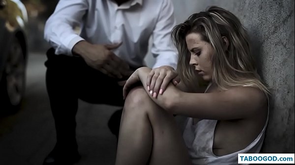 Labaran Kinky: Yarinya mara gida